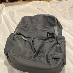 Lululemon Everyday Backpack 2.0 23L Grey